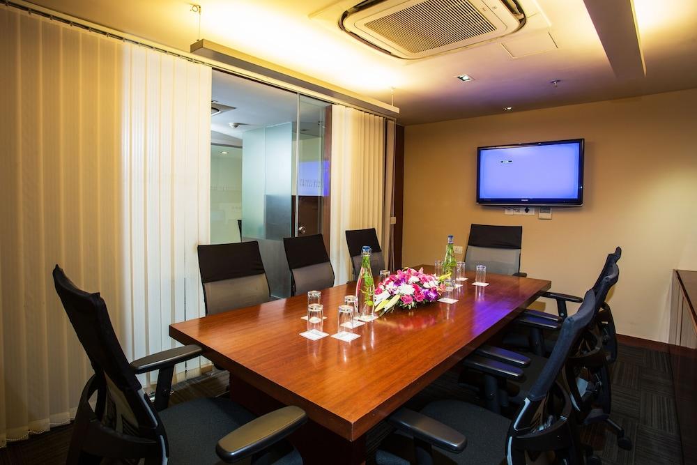 Keys Select By Lemon Tree Hotels, Hosur Road, Bengaluru Екстериор снимка